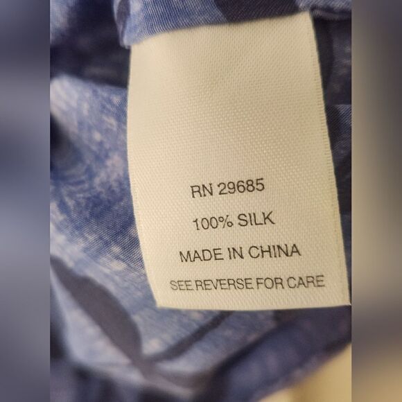 Pendleton 14 Blue Floral 100% SILK Ruffle V Neck Shrtslv Women's Blouse - Picture 4 of 8